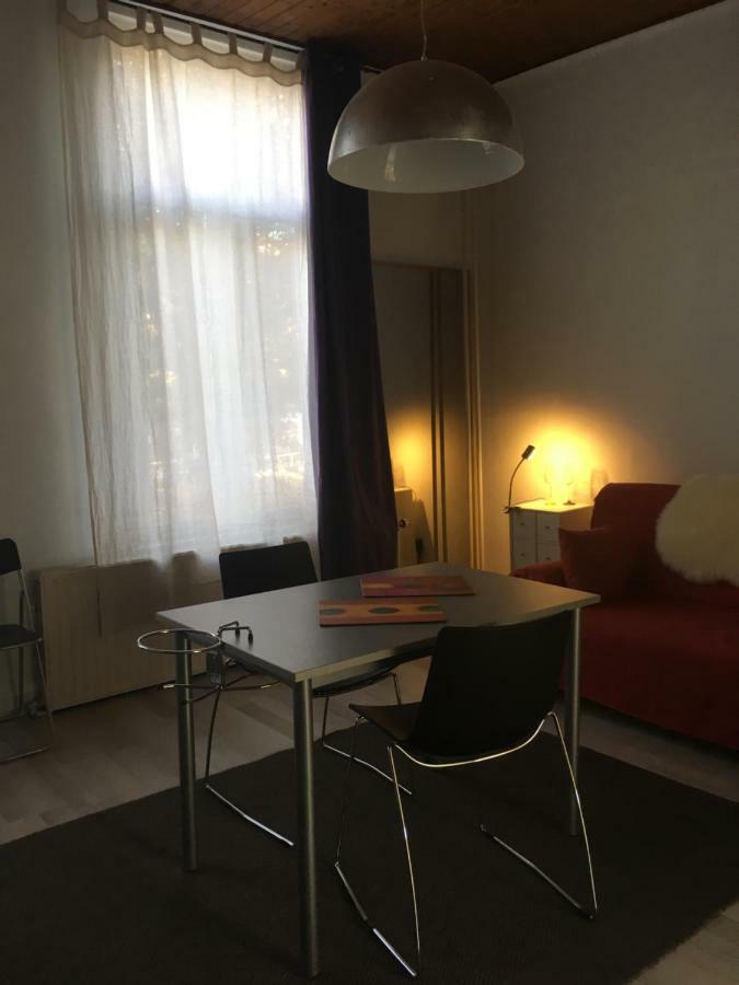 Apartment 32 Schoolkaai *